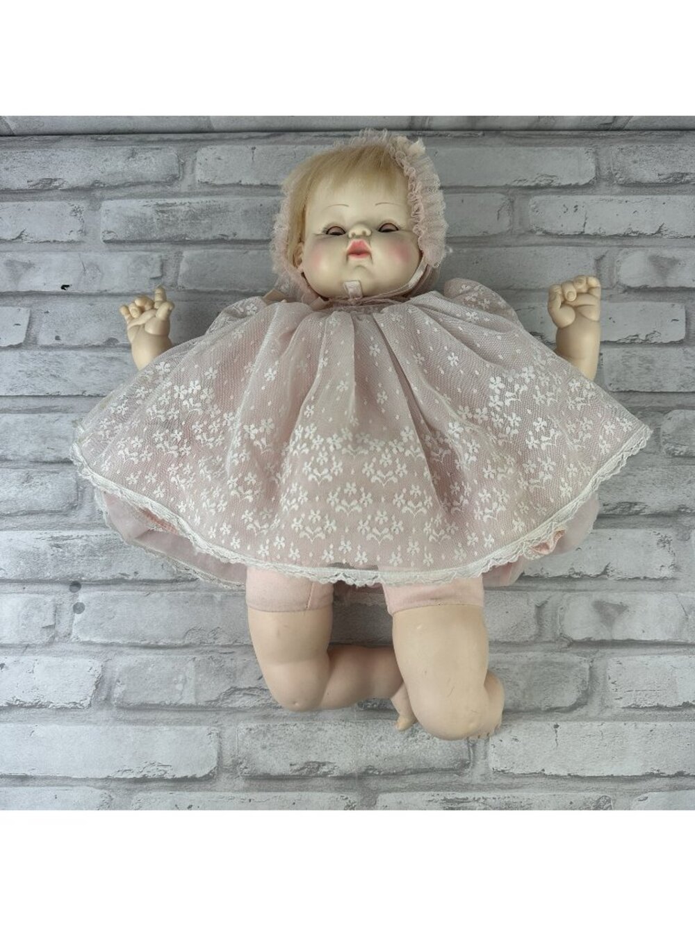 Madame Alexander Kitten 18in Baby Doll Blonde Hair Pink Dress